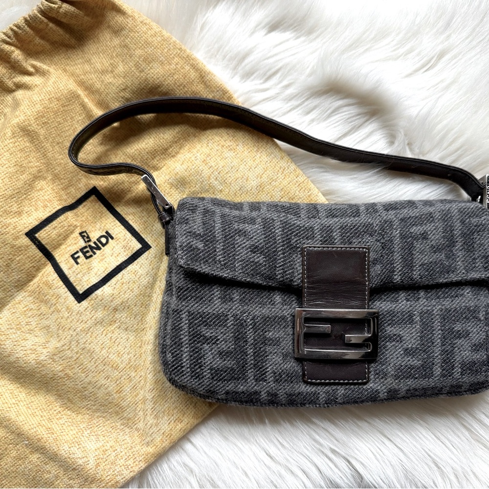 Fendi Zucca Wool Baguette Shoulder Bag Gray Brown